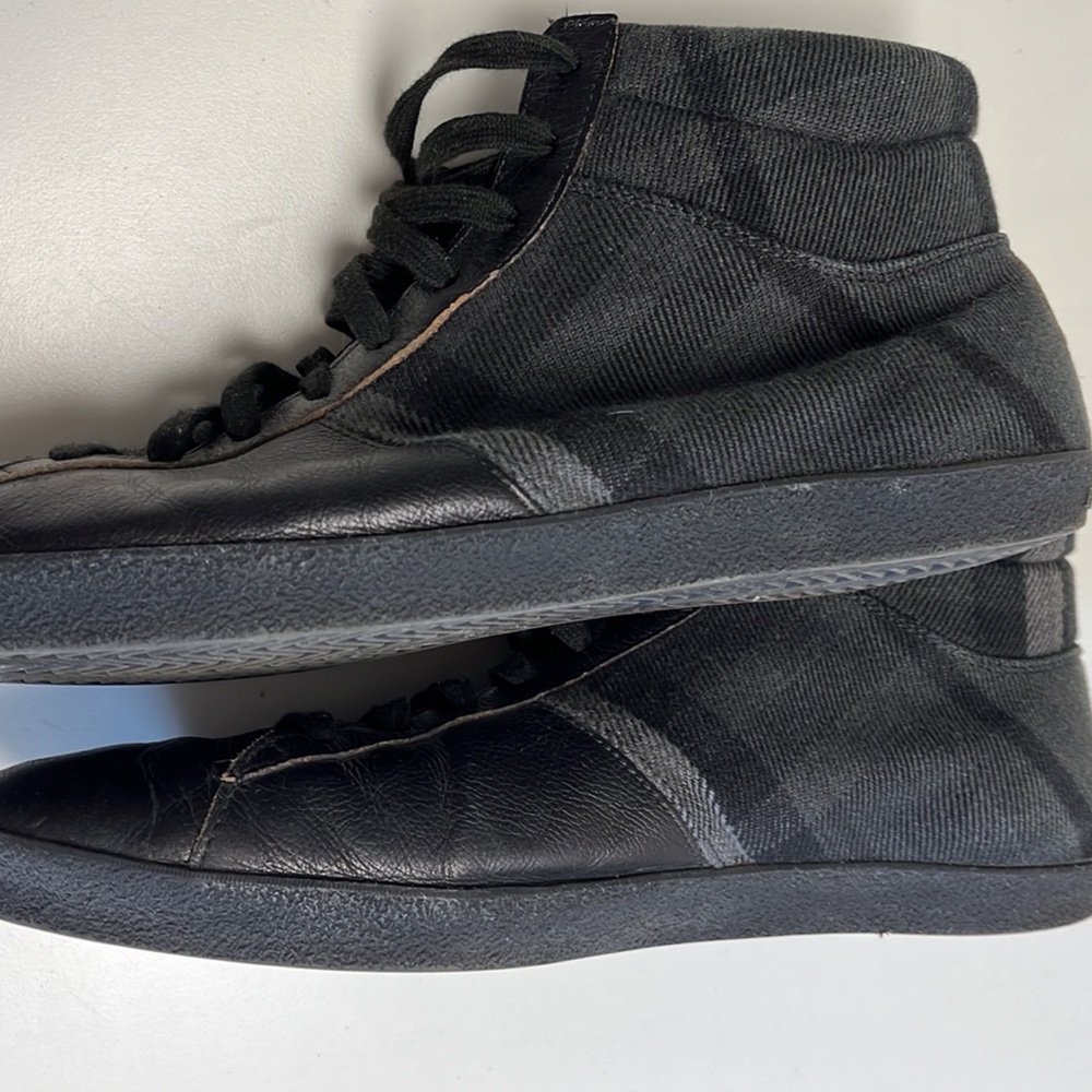 Mens Burberry Sneakers 👟